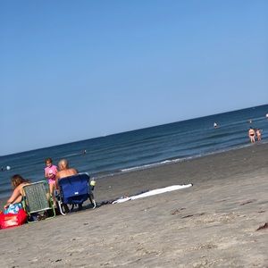 Meet your Posher, Hillary